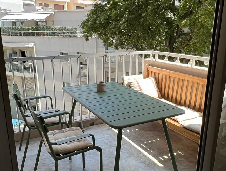 1 Vardagsrum balkong 5V Salvy balkong vrum